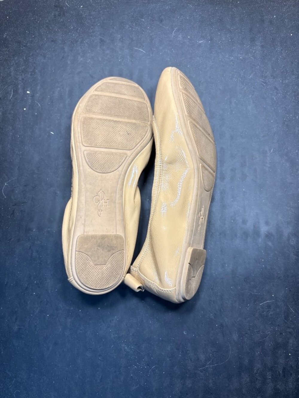 Cole Haan Womens Shoes Code D41381 Beige Patent Leather Flats US 8.5B, EU 39 - Picture 8 of 9